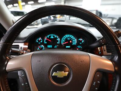 2013 Chevrolet Avalanche LT Black Diamond 4X4 - Photo 37 - Addison, IL 60101