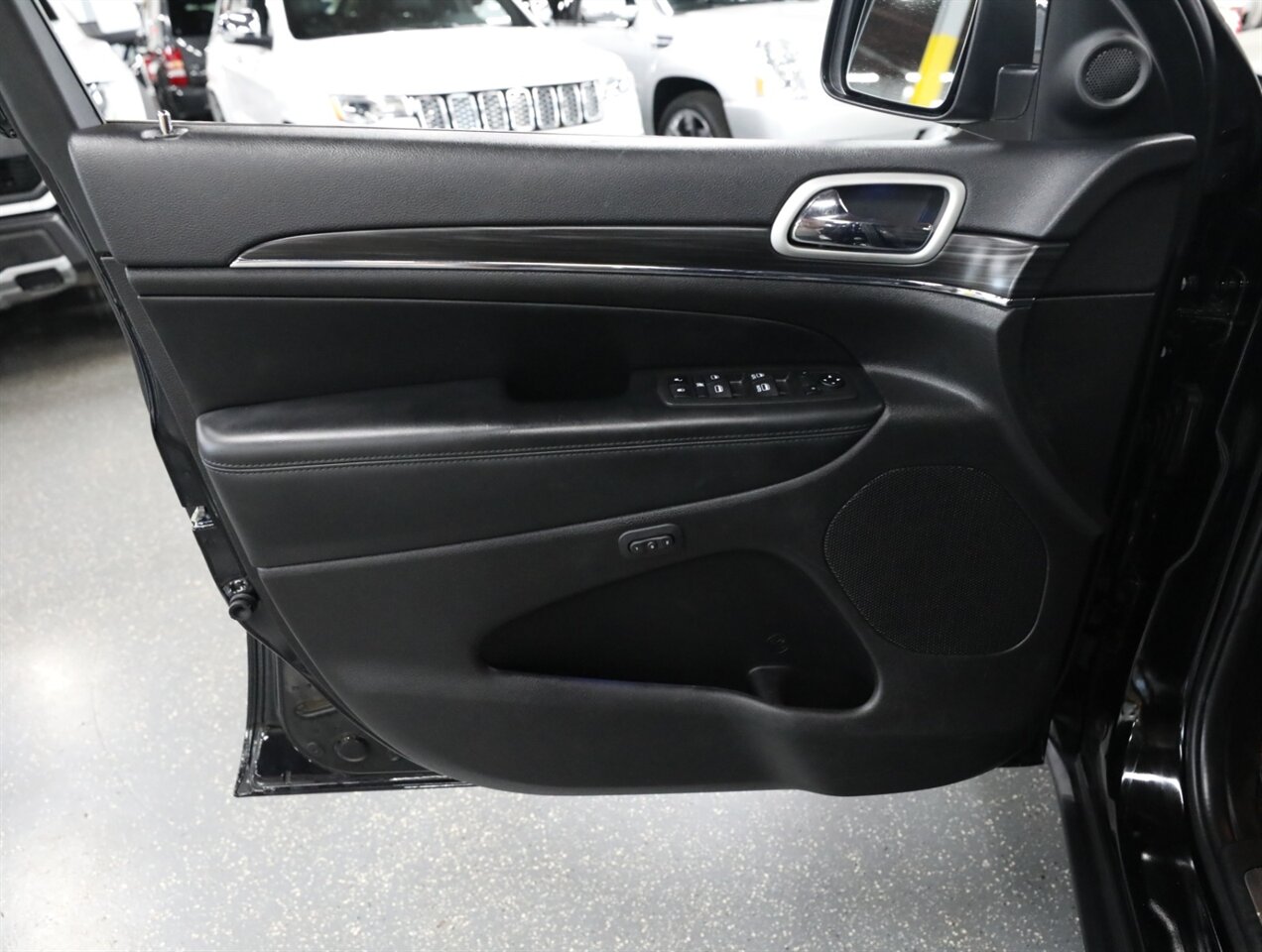 2021 Jeep Grand Cherokee Limited 4X4 - Photo 28 - Addison, IL 60101