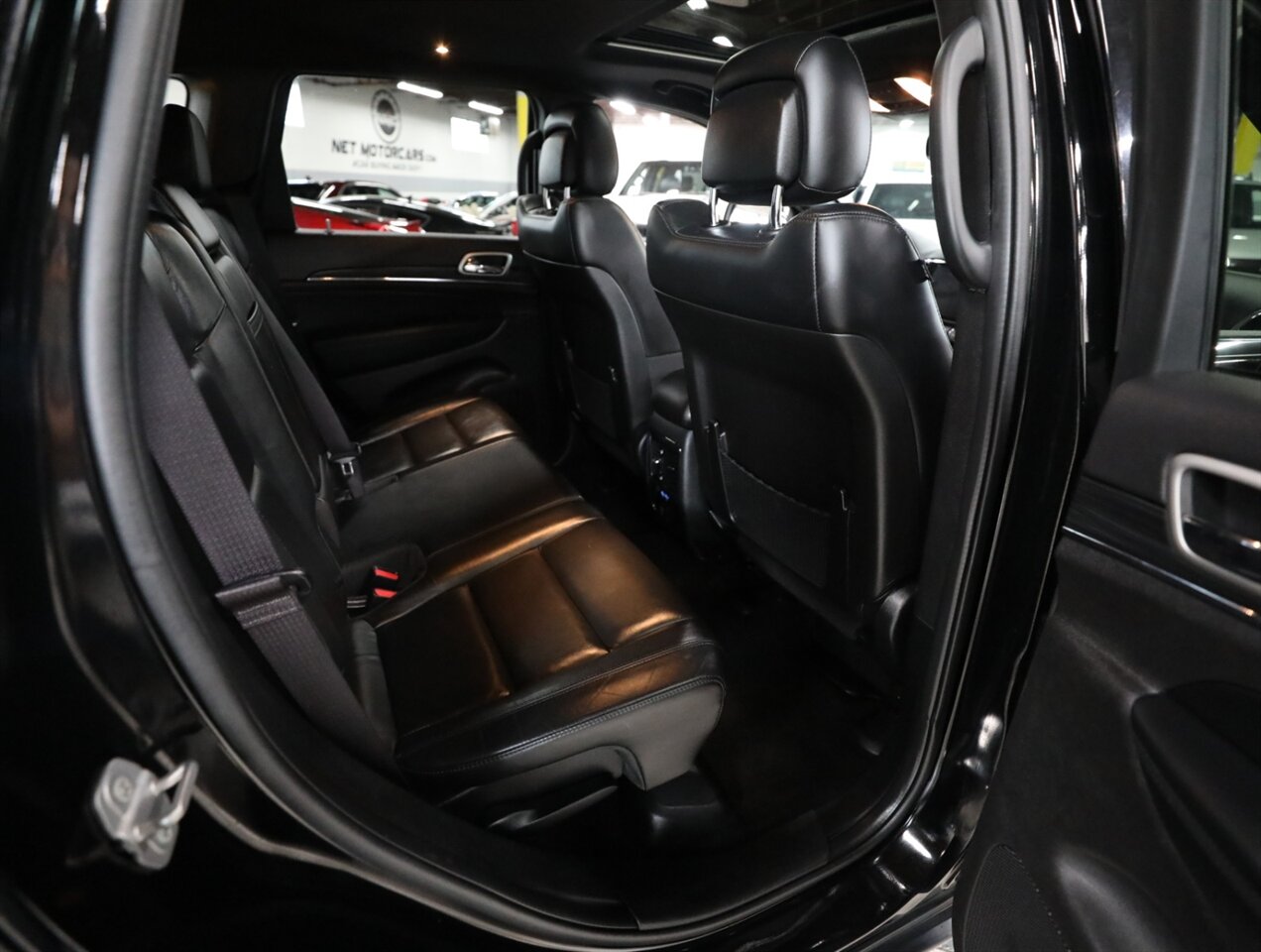 2021 Jeep Grand Cherokee Limited 4X4 - Photo 20 - Addison, IL 60101