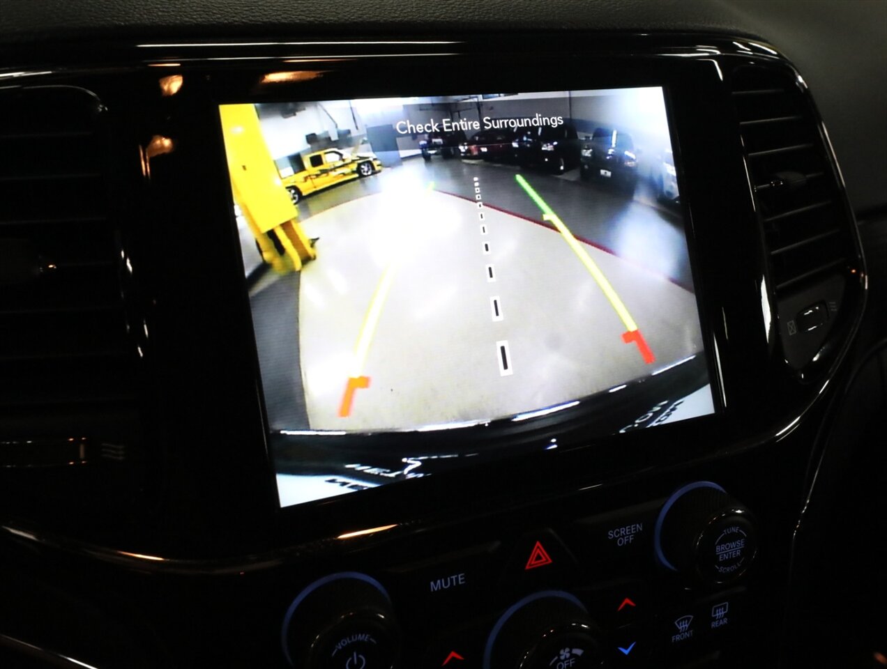 2021 Jeep Grand Cherokee Limited 4X4 - Photo 38 - Addison, IL 60101