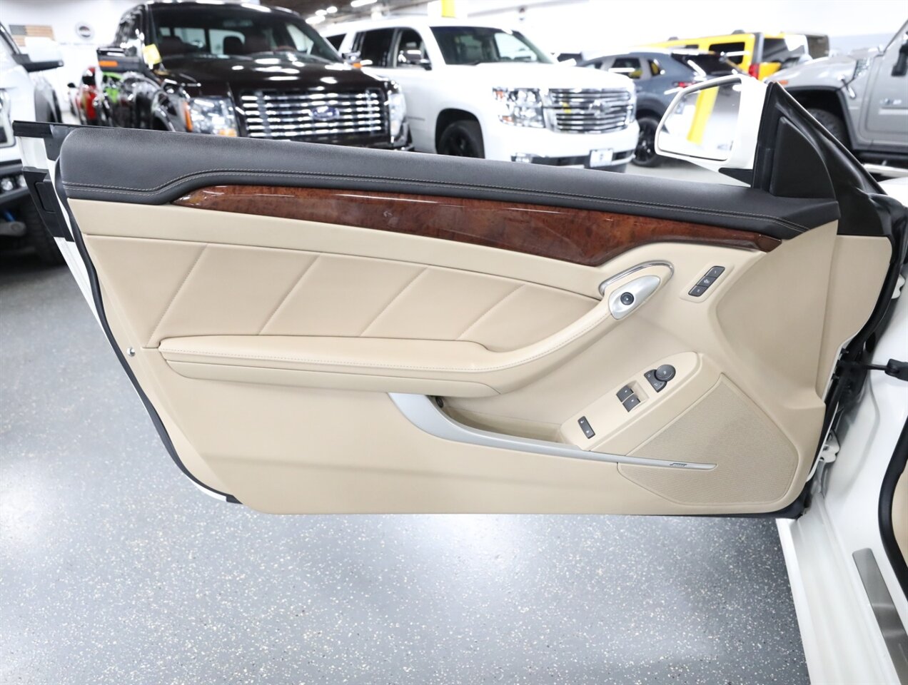 2014 Cadillac CTS 3.6L Premium Coupe AWD - Photo 22 - Addison, IL 60101