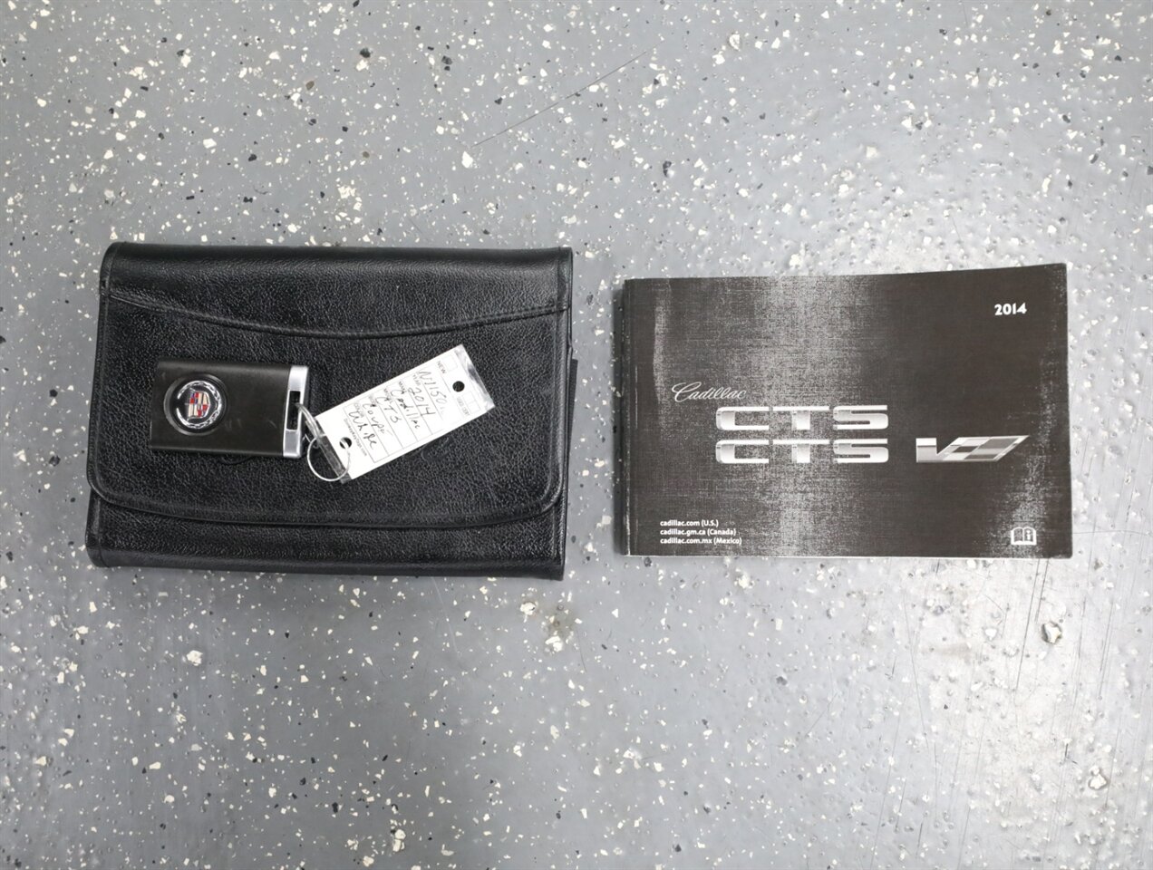 2014 Cadillac CTS 3.6L Premium Coupe AWD - Photo 43 - Addison, IL 60101