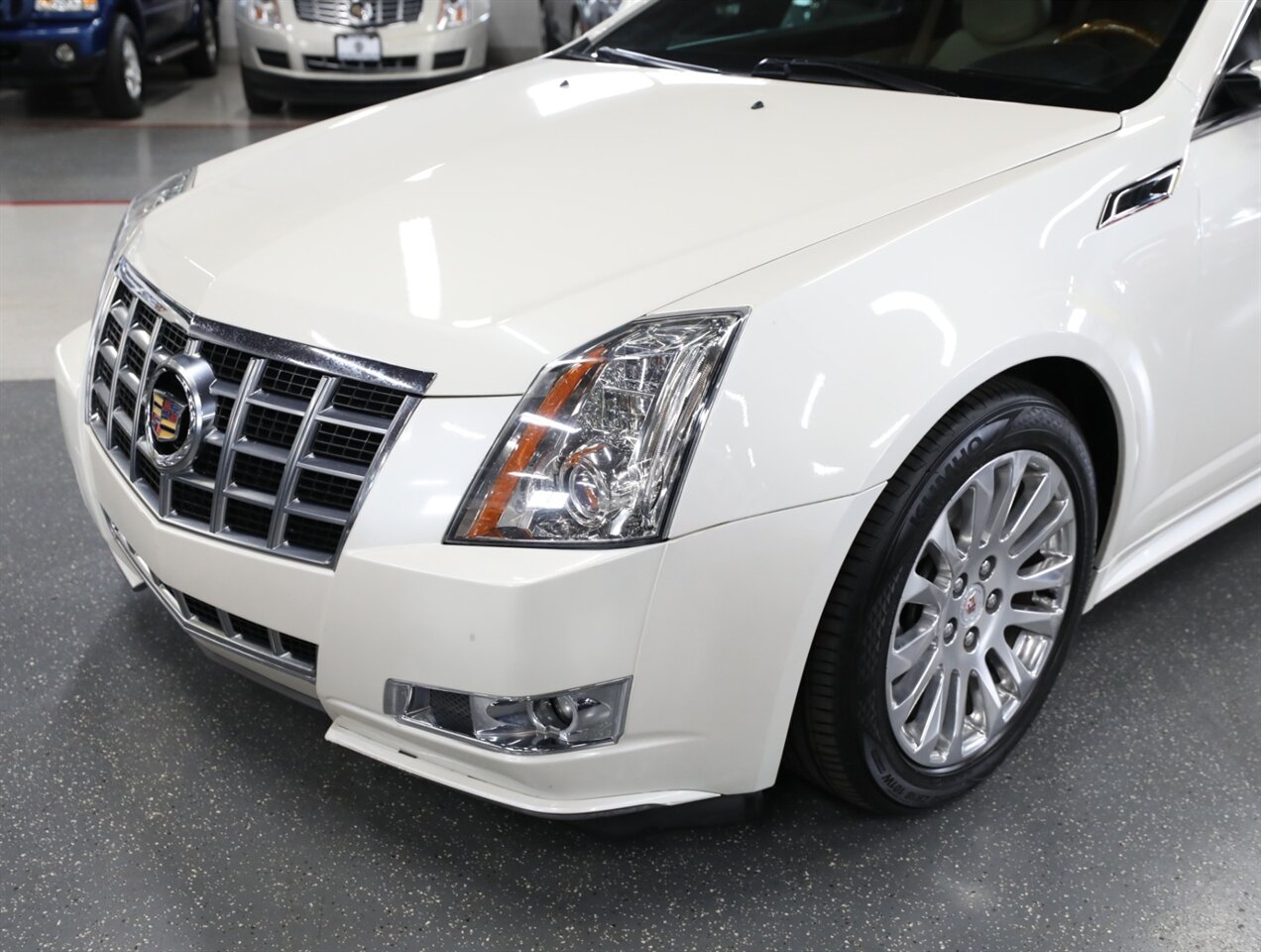 2014 Cadillac CTS 3.6L Premium Coupe AWD - Photo 3 - Addison, IL 60101