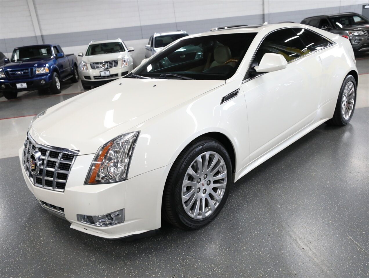 2014 Cadillac CTS 3.6L Premium Coupe AWD - Photo 4 - Addison, IL 60101