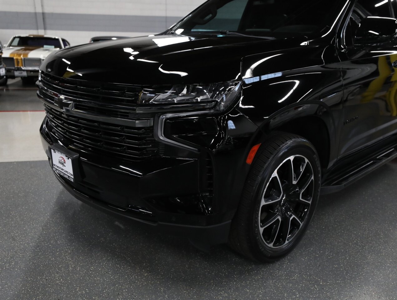 2021 Chevrolet Tahoe RST 4X4 - Photo 3 - Addison, IL 60101