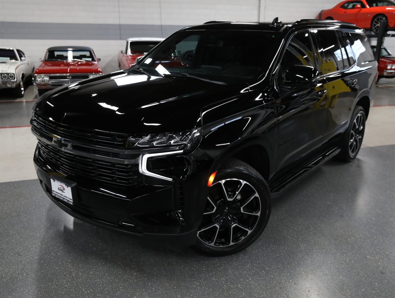 2021 Chevrolet Tahoe RST 4X4 - Photo 2 - Addison, IL 60101