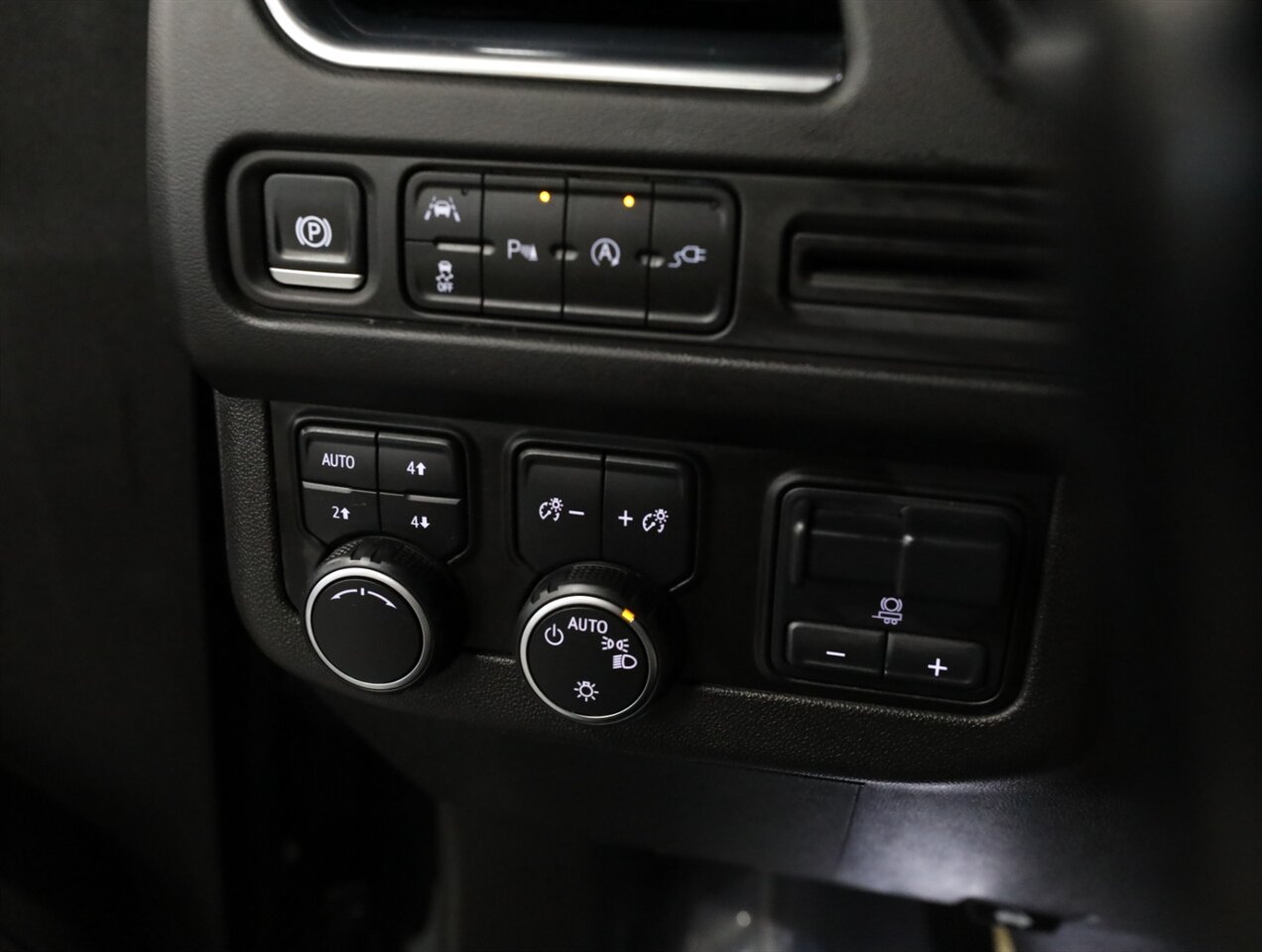 2021 Chevrolet Tahoe RST 4X4 - Photo 43 - Addison, IL 60101