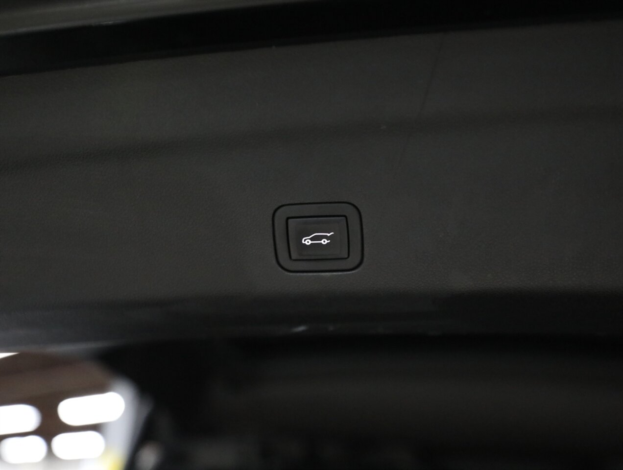 2021 Chevrolet Tahoe RST 4X4 - Photo 22 - Addison, IL 60101