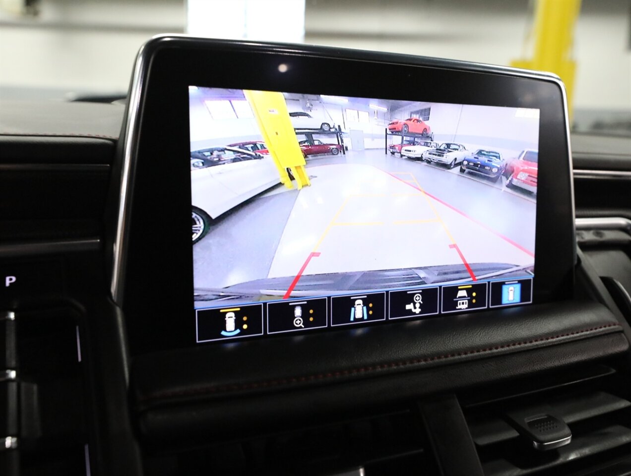 2021 Chevrolet Tahoe RST 4X4 - Photo 40 - Addison, IL 60101