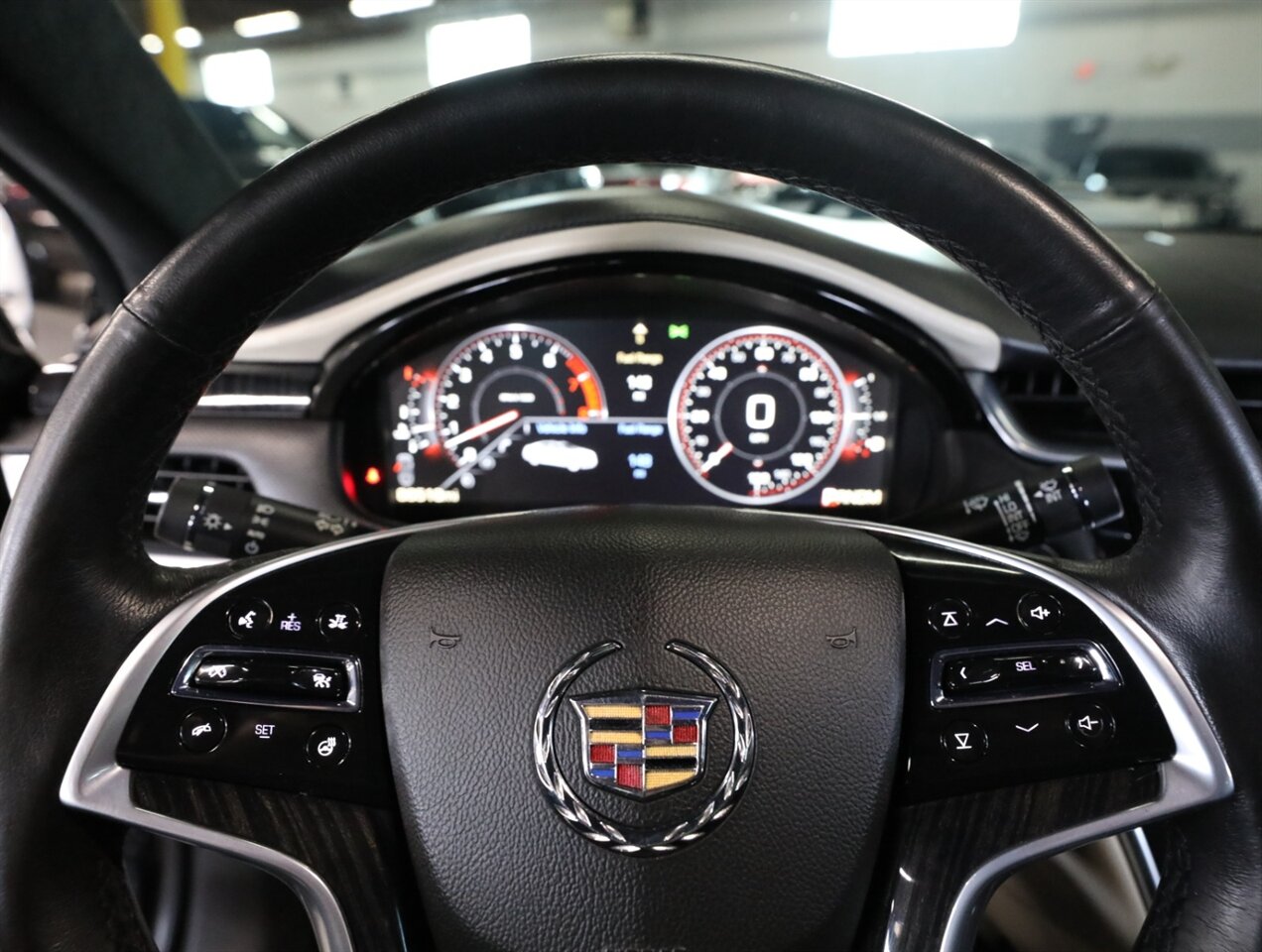 2015 Cadillac XTS Platinum AWD - Photo 44 - Addison, IL 60101