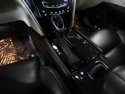 2015 Cadillac XTS Platinum AWD - Photo 37 - Addison, IL 60101