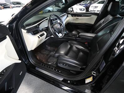 2015 Cadillac XTS Platinum AWD - Photo 32 - Addison, IL 60101