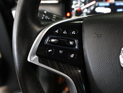 2015 Cadillac XTS Platinum AWD - Photo 43 - Addison, IL 60101