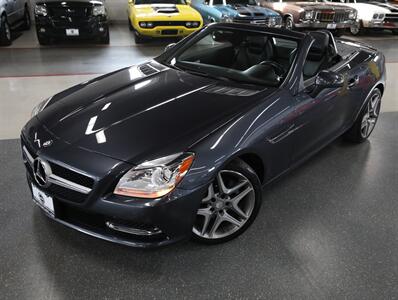 2015 Mercedes-Benz SLK 250 - Photo 2 - Addison, IL 60101