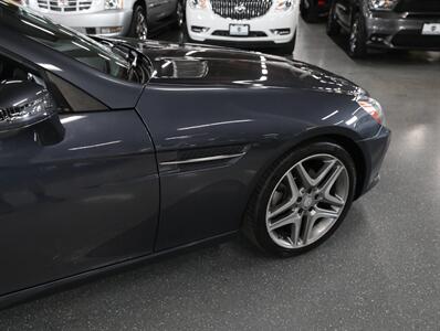 2015 Mercedes-Benz SLK 250 - Photo 8 - Addison, IL 60101
