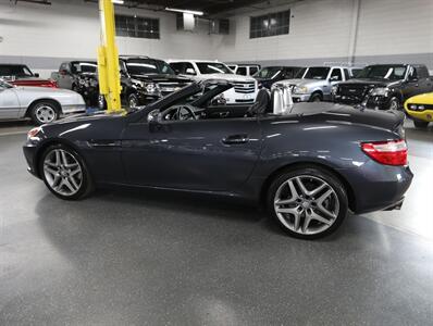 2015 Mercedes-Benz SLK 250 - Photo 17 - Addison, IL 60101