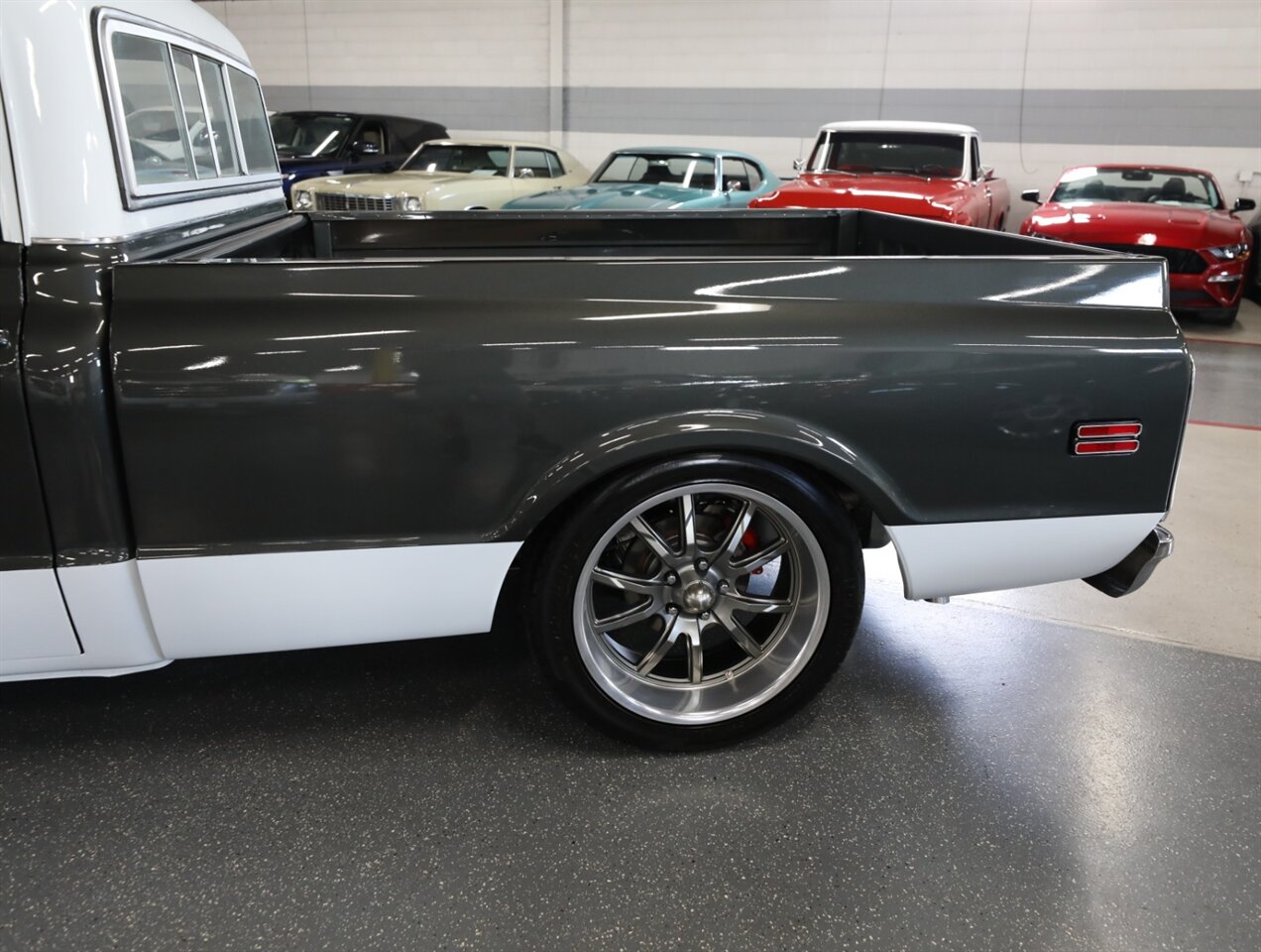 1972 Chevrolet C-10 Pickup - Photo 29 - Addison, IL 60101