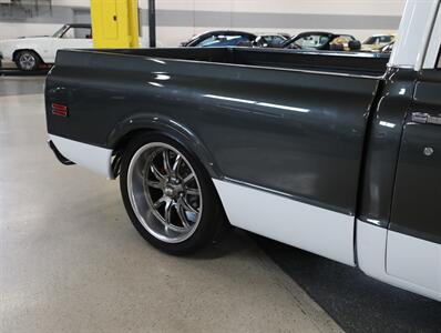 1972 Chevrolet C-10 Pickup - Photo 15 - Addison, IL 60101
