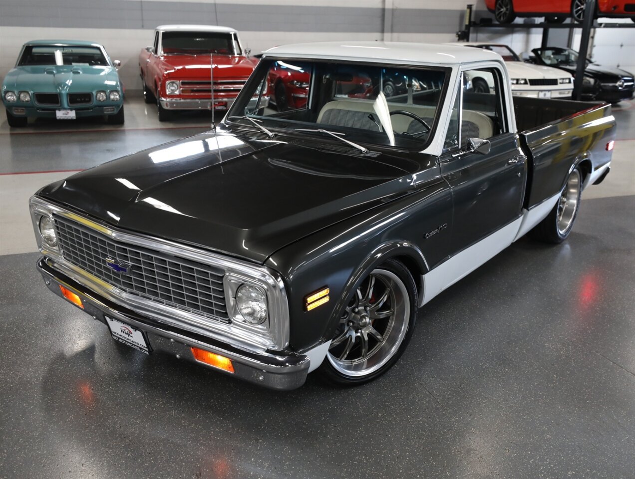 1972 Chevrolet C-10 Pickup - Photo 2 - Addison, IL 60101