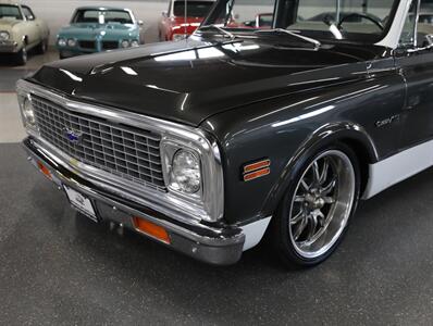 1972 Chevrolet C-10 Pickup - Photo 3 - Addison, IL 60101