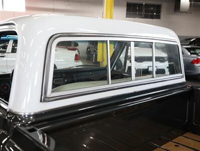 1972 Chevrolet C-10 Pickup - Photo 32 - Addison, IL 60101
