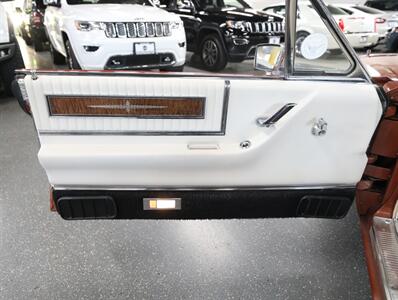 1966 Ford Thunderbird Convertible   - Photo 38 - Addison, IL 60101