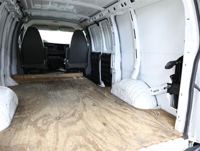 2012 Chevrolet Express 2500 Cargo Van   - Photo 23 - Addison, IL 60101