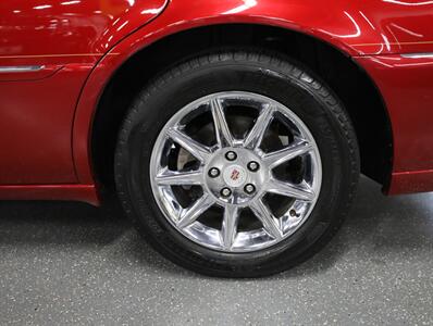 2011 Cadillac DTS Luxury Collection   - Photo 41 - Addison, IL 60101