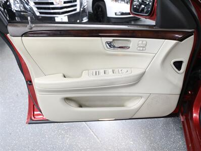 2011 Cadillac DTS Luxury Collection   - Photo 28 - Addison, IL 60101