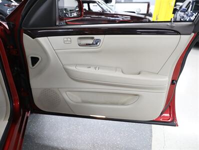 2011 Cadillac DTS Luxury Collection   - Photo 17 - Addison, IL 60101