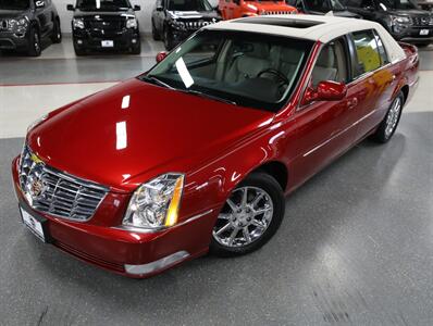 2011 Cadillac DTS Luxury Collection   - Photo 2 - Addison, IL 60101