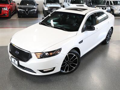 2018 Ford Taurus SHO AWD   - Photo 2 - Addison, IL 60101