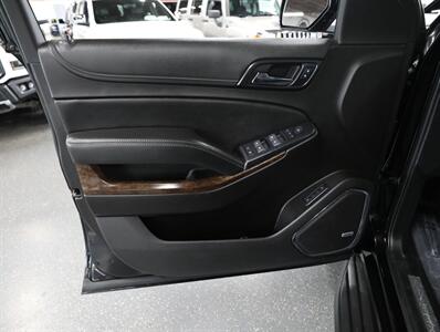 2020 Chevrolet Tahoe LT 4WD   - Photo 33 - Addison, IL 60101