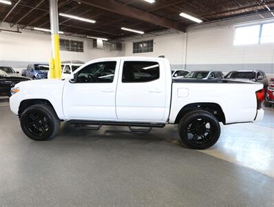 2023 Toyota Tacoma Double Cab SR V6 4X4   - Photo 18 - Addison, IL 60101