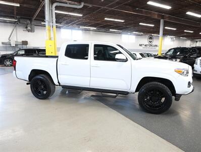 2023 Toyota Tacoma Double Cab SR V6 4X4   - Photo 8 - Addison, IL 60101