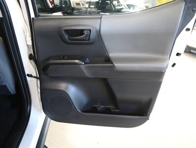 2023 Toyota Tacoma Double Cab SR V6 4X4   - Photo 23 - Addison, IL 60101