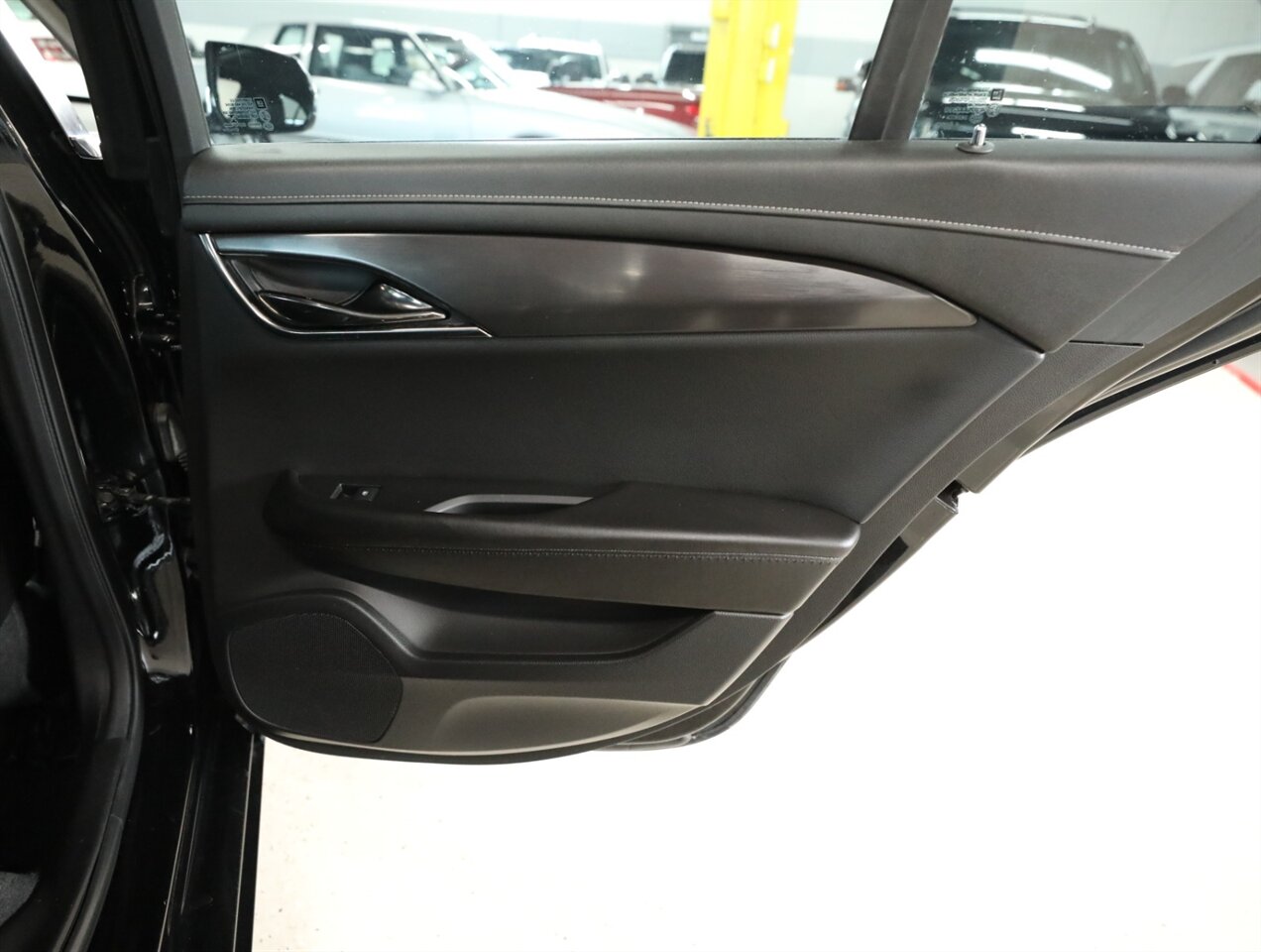 2018 Cadillac ATS 2.0T - Photo 21 - Addison, IL 60101