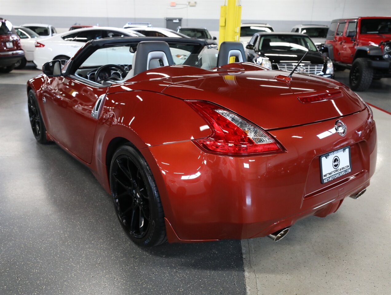 2015 Nissan 370Z Roadster Touring - Photo 12 - Addison, IL 60101