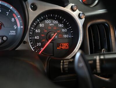 2015 Nissan 370Z Roadster Touring   - Photo 36 - Addison, IL 60101