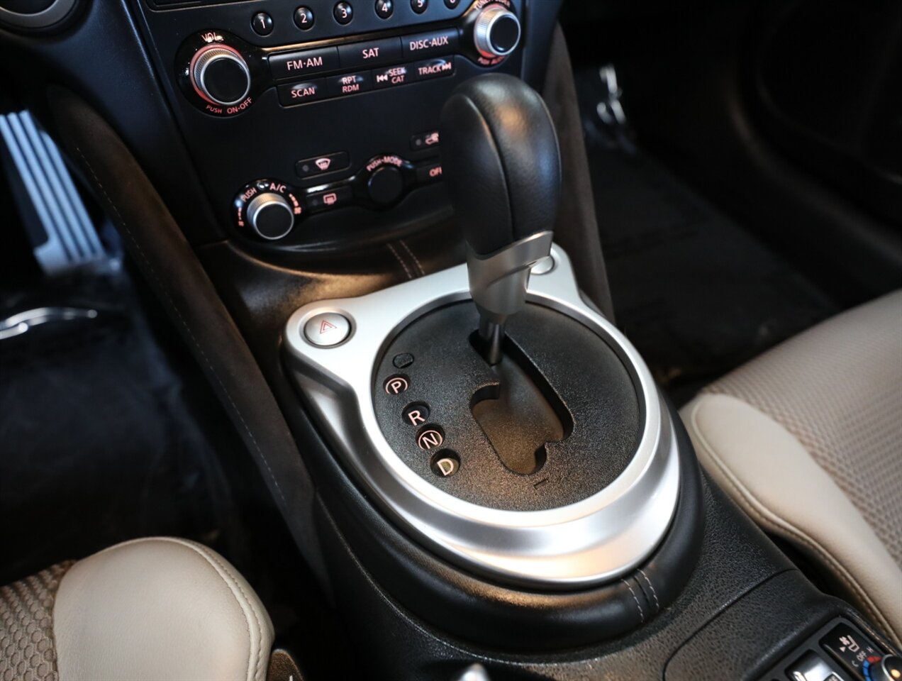 2015 Nissan 370Z Roadster Touring - Photo 26 - Addison, IL 60101