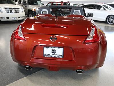 2015 Nissan 370Z Roadster Touring   - Photo 11 - Addison, IL 60101