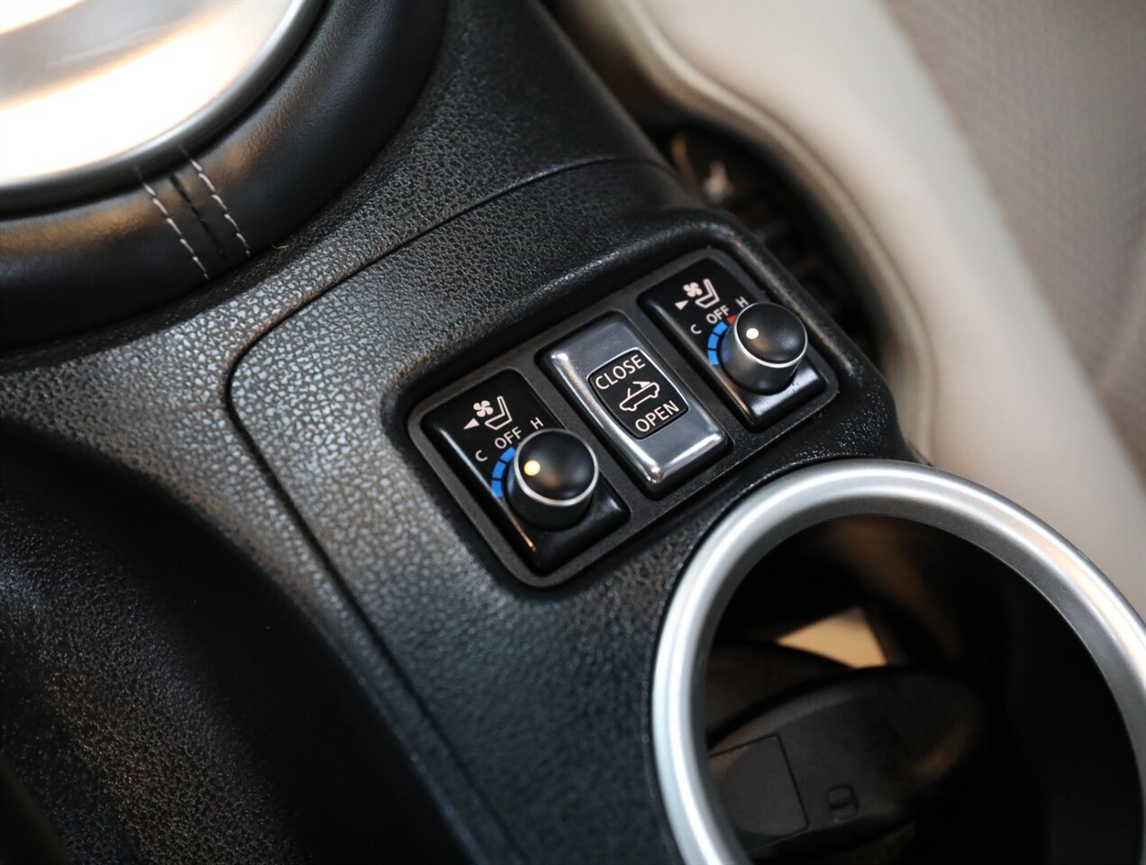 2015 Nissan 370Z Roadster Touring - Photo 27 - Addison, IL 60101