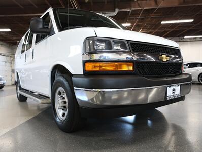 2022 Chevrolet Express 2500 Cargo Van   - Photo 41 - Addison, IL 60101