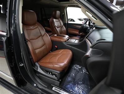 2019 Cadillac Escalade Luxury 4WD   - Photo 15 - Addison, IL 60101