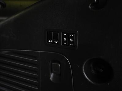 2019 Cadillac Escalade Luxury 4WD   - Photo 22 - Addison, IL 60101