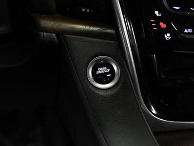 2019 Cadillac Escalade Luxury 4WD   - Photo 37 - Addison, IL 60101
