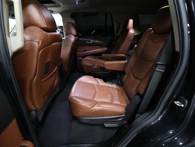 2019 Cadillac Escalade Luxury 4WD   - Photo 27 - Addison, IL 60101