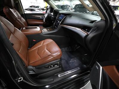 2019 Cadillac Escalade Luxury 4WD   - Photo 14 - Addison, IL 60101