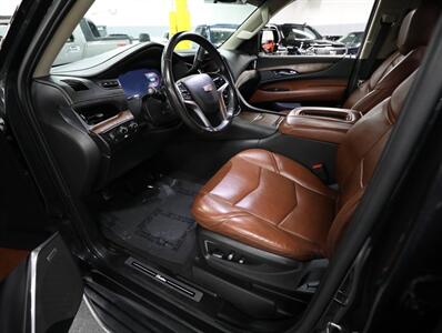 2019 Cadillac Escalade Luxury 4WD   - Photo 32 - Addison, IL 60101