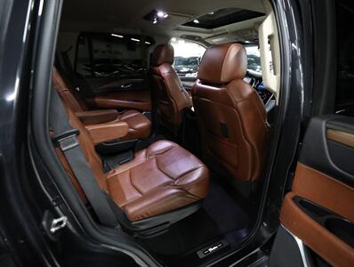 2019 Cadillac Escalade Luxury 4WD   - Photo 17 - Addison, IL 60101